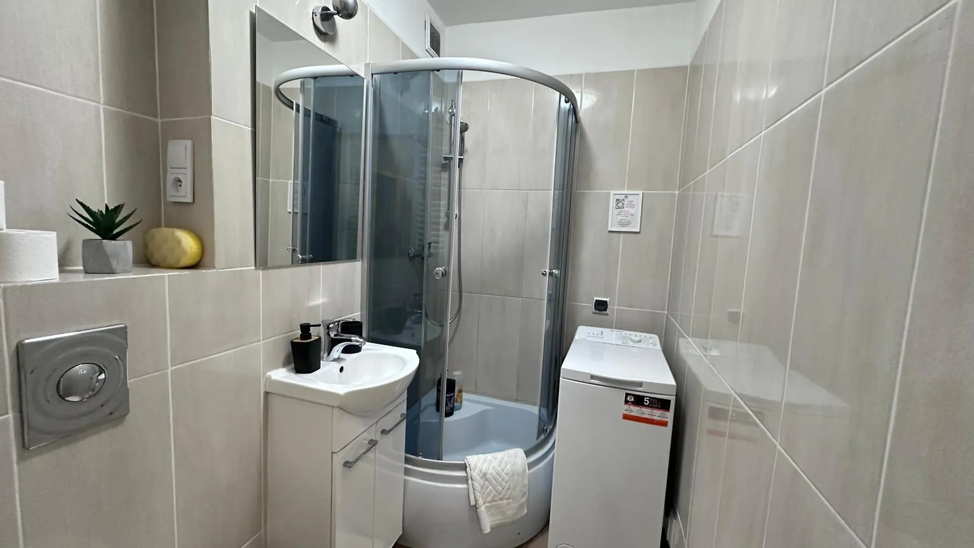 5Centrum Stanislawa Moniuszki10 Wi-Fi 1Gb Sek Varsovia Apartamento