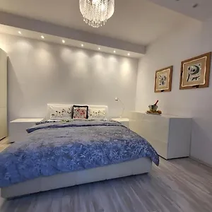 Apartament - Mi Premium, Warszawa