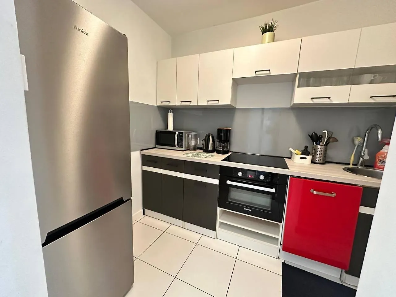 5Centrum Stanislawa Moniuszki10 Wi-Fi 1Gb Sek Warszawa
